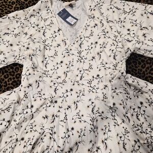 Universal Thread White Floral Dress